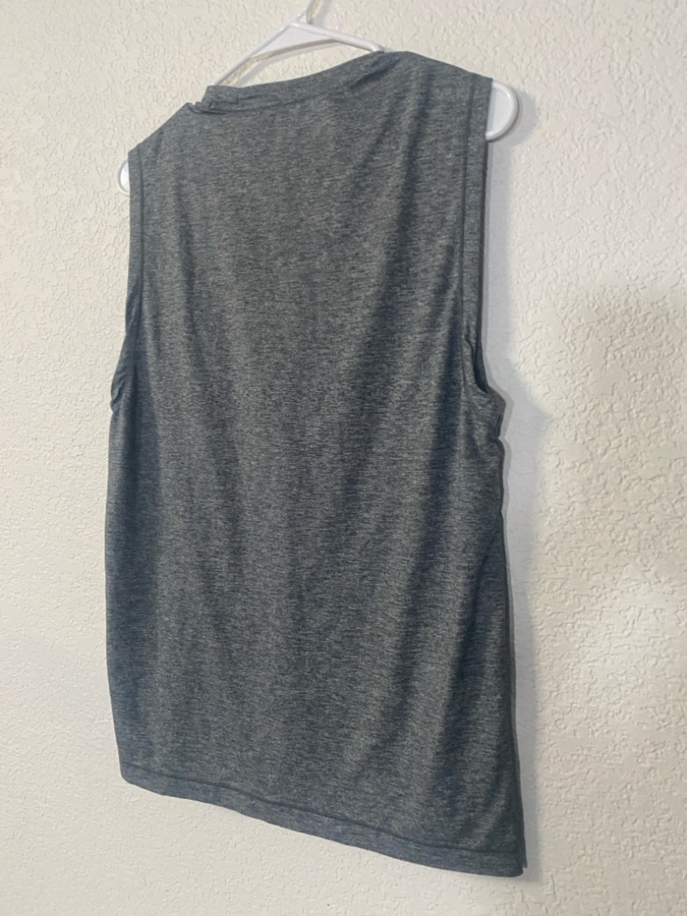Abercrombie & Fitch Men's Heather Charcoal Sleeveless Tank soft Air Knit size S - Picture 3 of 6